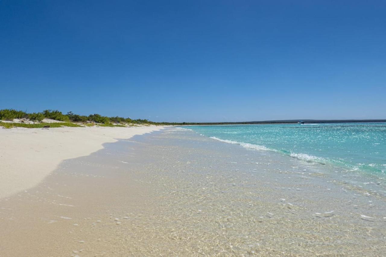 El Aplatanao Hotel Pedernales Eksteriør billede