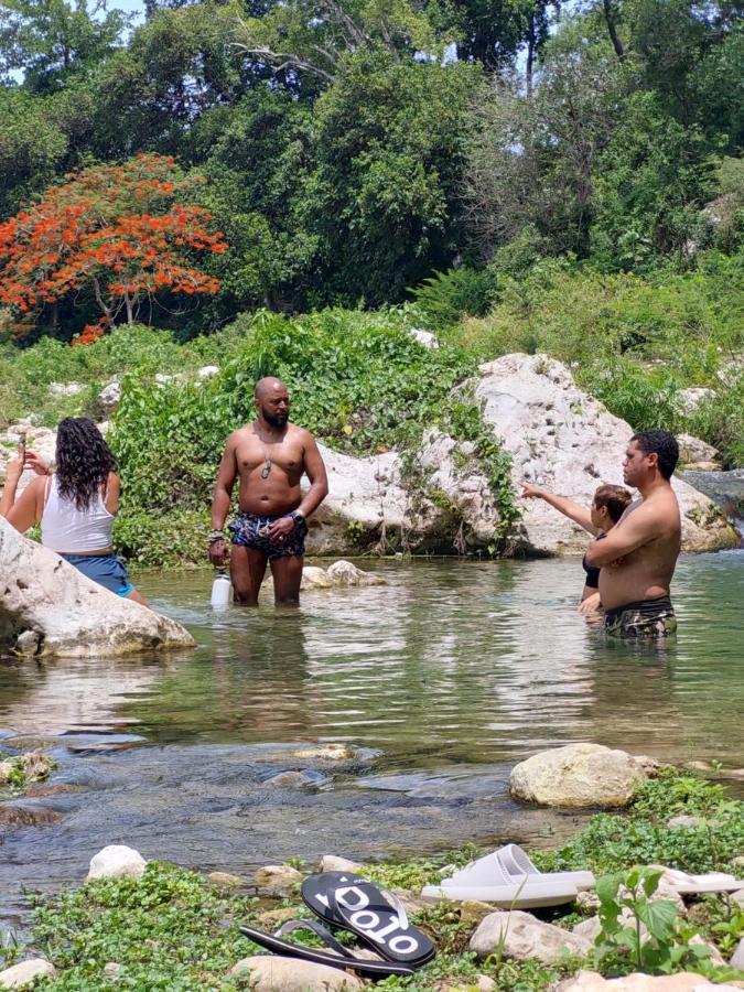 El Aplatanao Hotel Pedernales Eksteriør billede